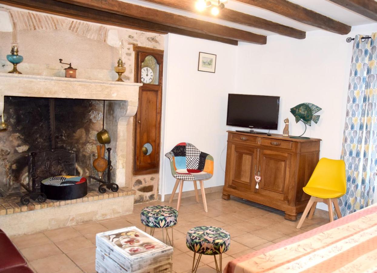 Maison Charismatique A Saint-Germier Avec Jardin Cloture. 외부 사진