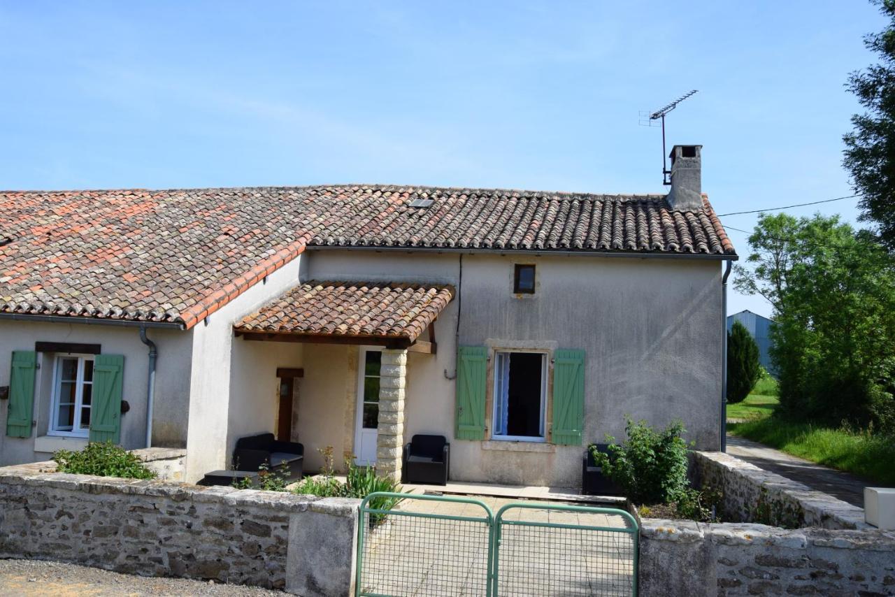 Maison Charismatique A Saint-Germier Avec Jardin Cloture. 외부 사진
